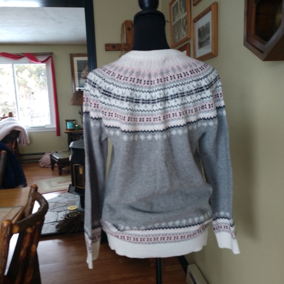 Tommy Hilfiger sweater - Picture 3 of 5